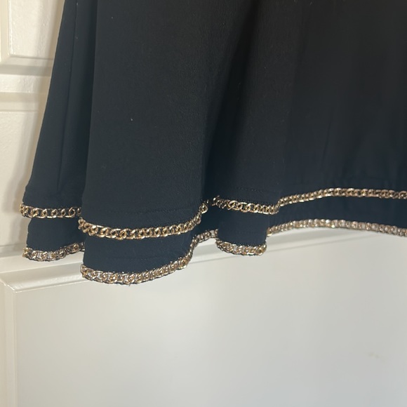 (3 for $50) Bebe Peplum Top 🖤💛 - Picture 3 of 8